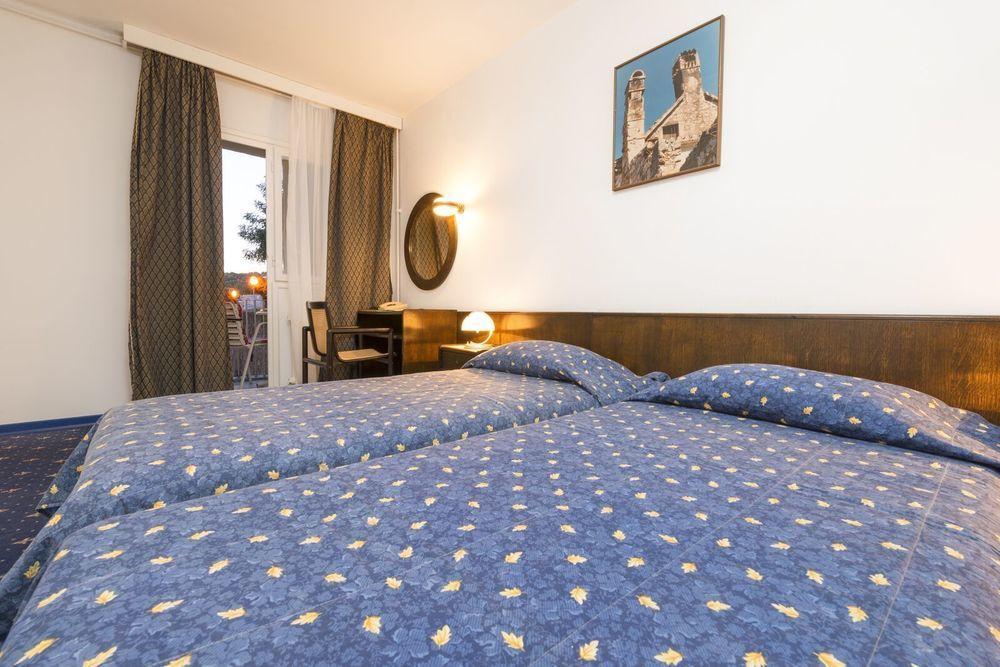 Hotel Dalmacija Hvar 3*