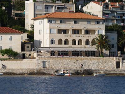 Hotel Dalmacija Hvar 3*